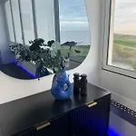Cuxheaven - Modernes Studio-apartment Direkt Am Mit Pool, Sauna Und Massage *