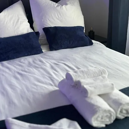 Cuxheaven - Modernes Studio-apartment Direkt Am Mit Pool, Sauna Und Massage Cuxhaven